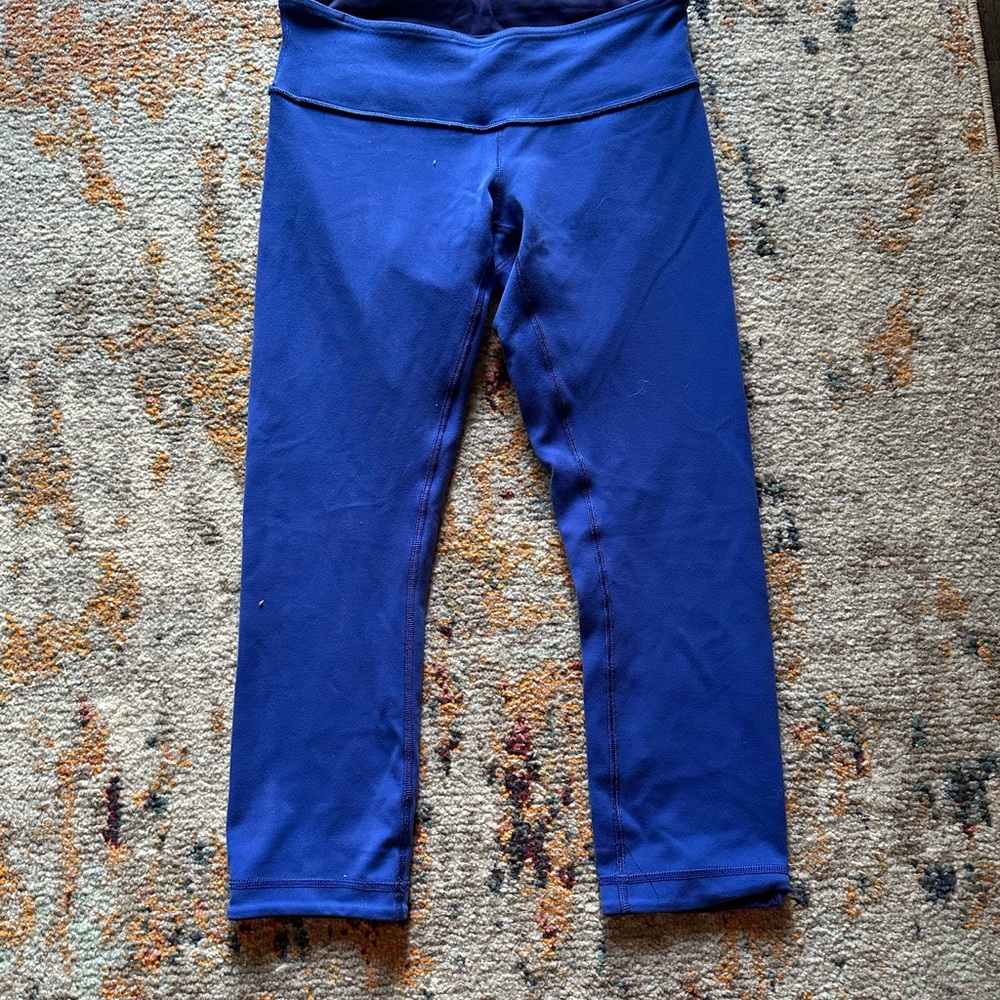 Lululemon Crop Blue Leggings